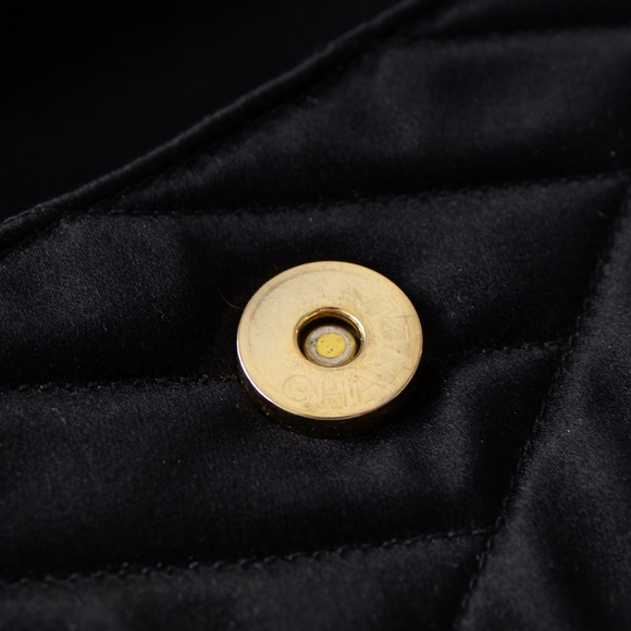 Chanel Vintage 1992 Black Gold Crystal Embellished CC Satin Diagonal Evening Bag - Picture 9 of 13